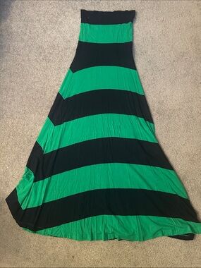GAP Black and Green Bold Stripe Maxi Dress